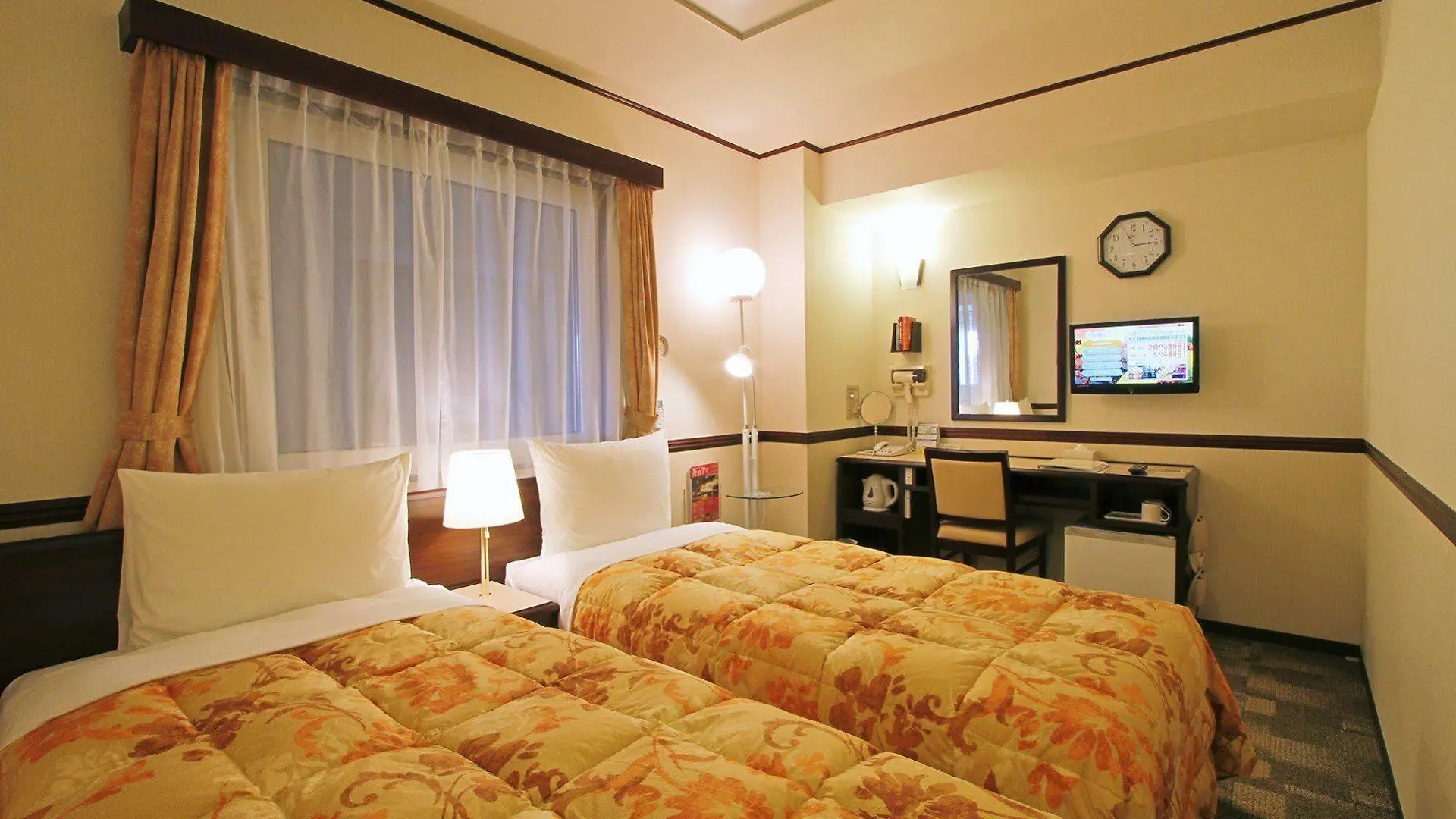 Toyoko Inn Osaka Umeda Nakatsu No.1 Hotel